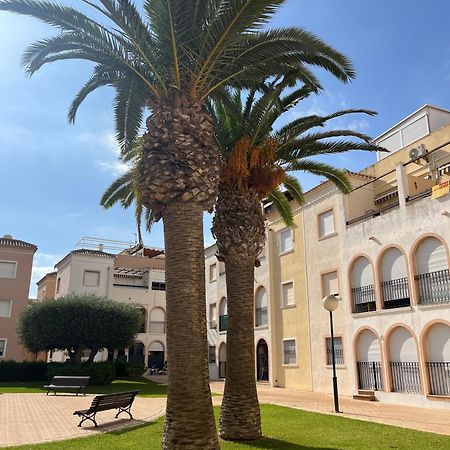 Torrevieja 2 Bedrooms Appartment エクステリア 写真