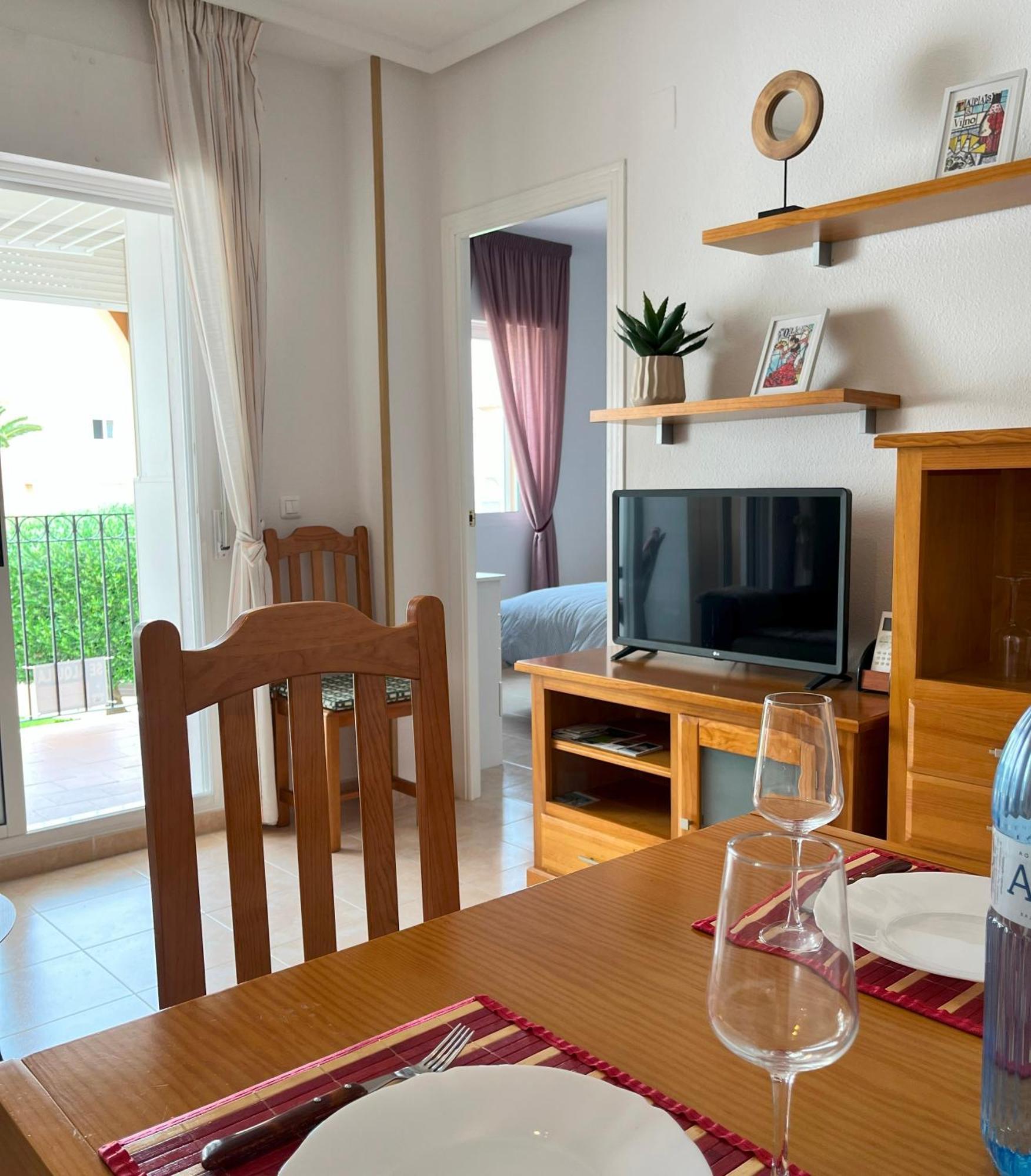 Torrevieja 2 Bedrooms Appartment エクステリア 写真